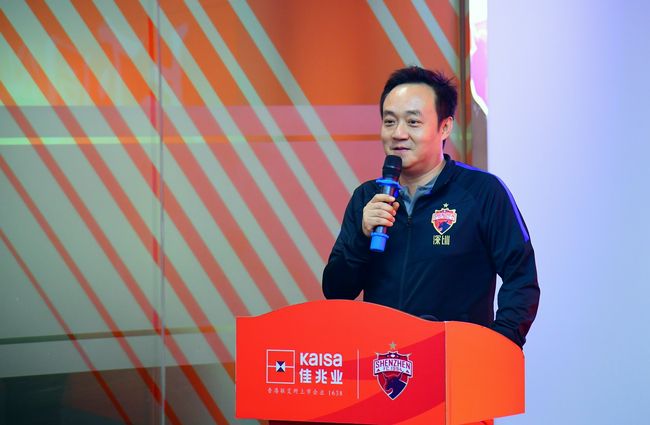 ”纪录片《再见，爷爷》将围绕大熊猫福宝与其韩国饲养员之间的特殊交感展开，讲述熊猫与饲养员之间故事。